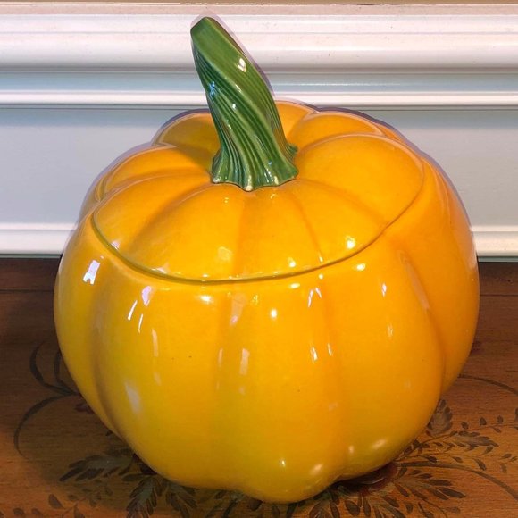 California pottery- Metlox MCM porcelain pumpkin cookie jar - Picture 3 of 11